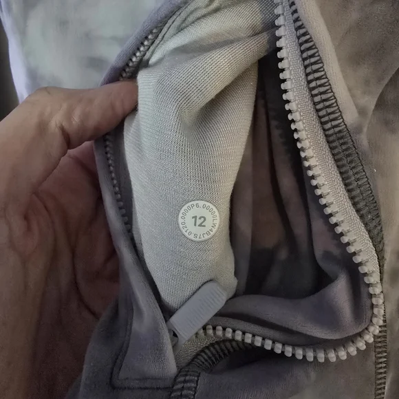 EUC Lululemon Hooded Define Jacket Nulu - Picture 7 of 7